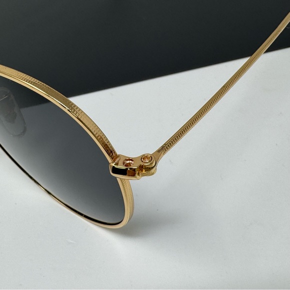 WearMe Pro Polarized Sunglasses - Picture 11 of 13